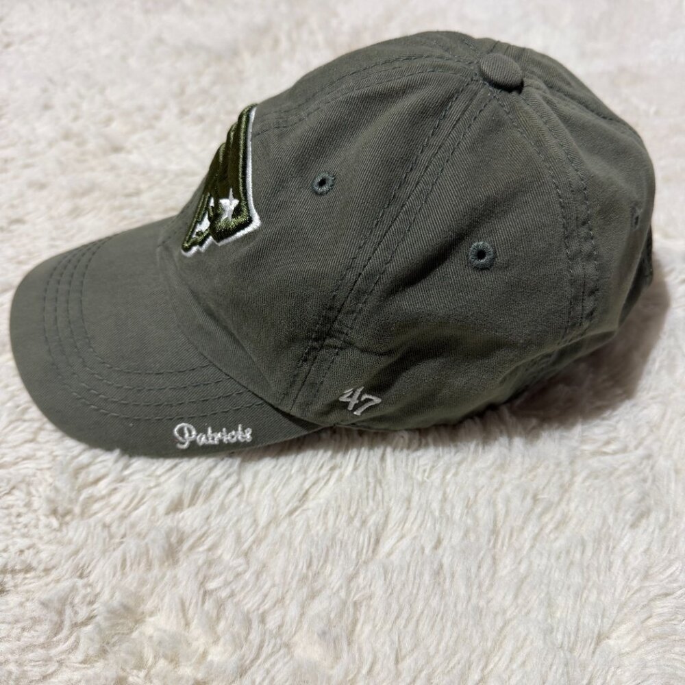 New England Patriots Core Classic 2.0 Tonal Woman's Olive 47 Adjustable